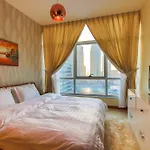 Two Bedroom Apartment With Sea View - Marina Diamond 4