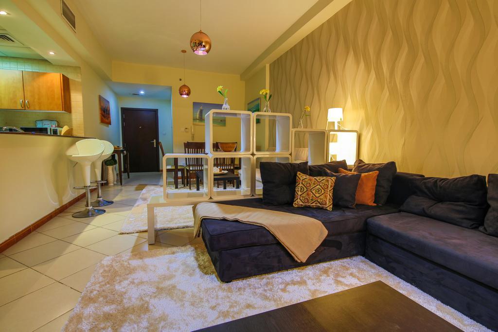 Two Bedroom With Sea View - Marina Diamond 4 Apartment