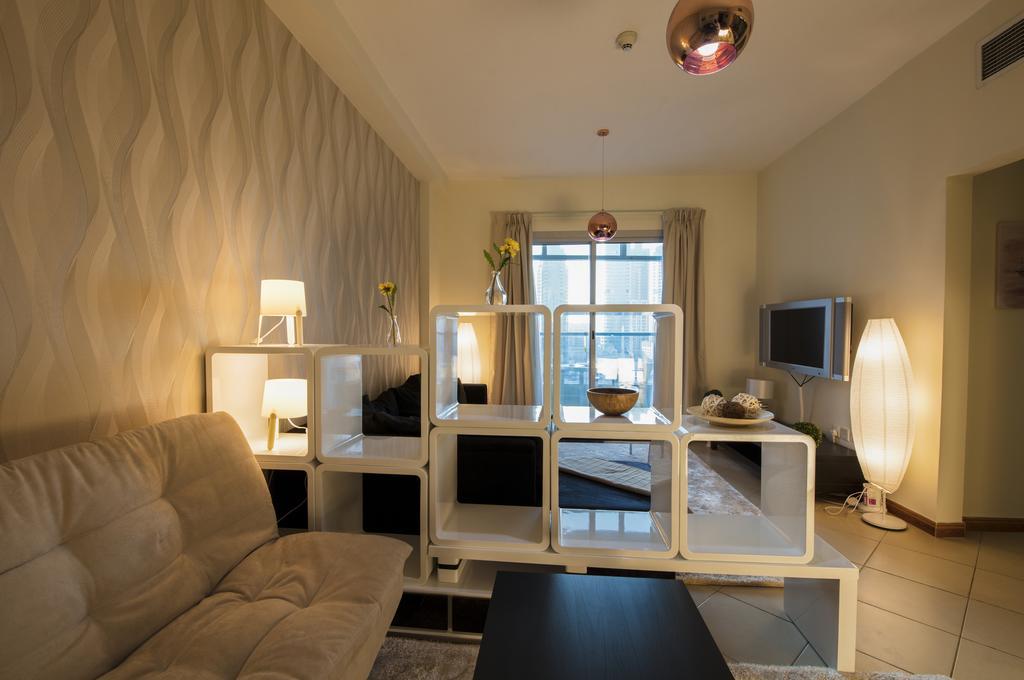 Two Bedroom With Sea View - Marina Diamond 4 Apartment