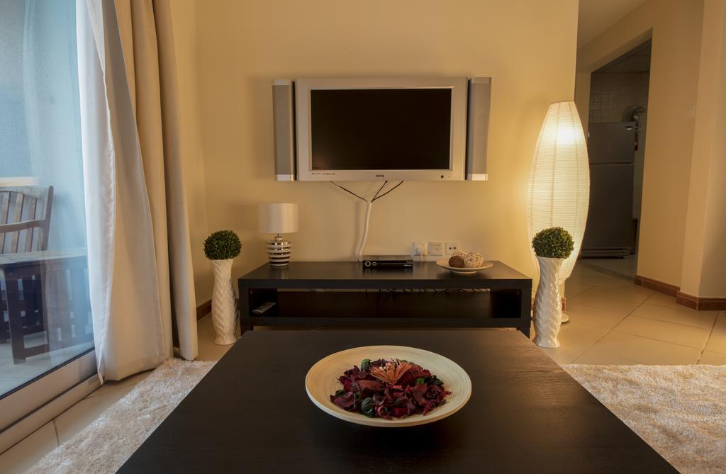 Apartment Two Bedroom With Sea View - Marina Diamond 4